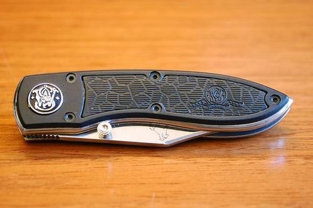 How to Measure a Knife Blade